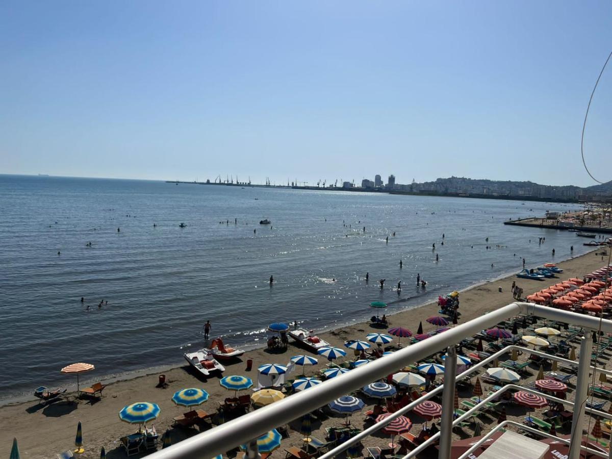 Blue Sky Apartaments Durrës Buitenkant foto